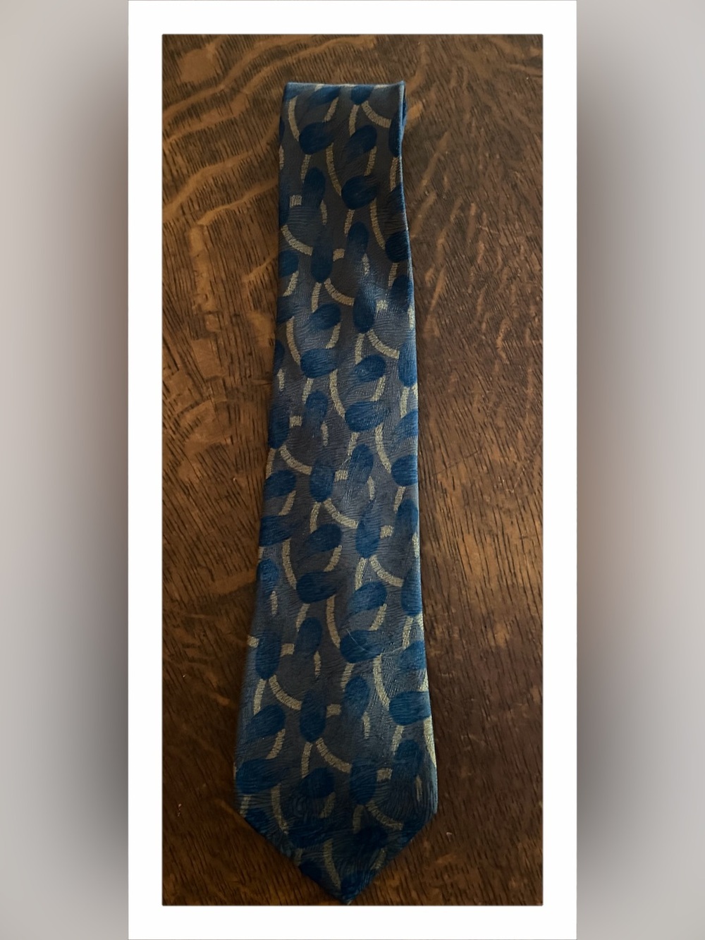 100% Silk Blue Patterned Men's Tie with Silver Accents